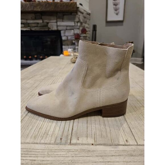 Cole Haan Women's Naia Ankle Booties Beige Size 7.5 Pointed Toe - Picture 2 of 9